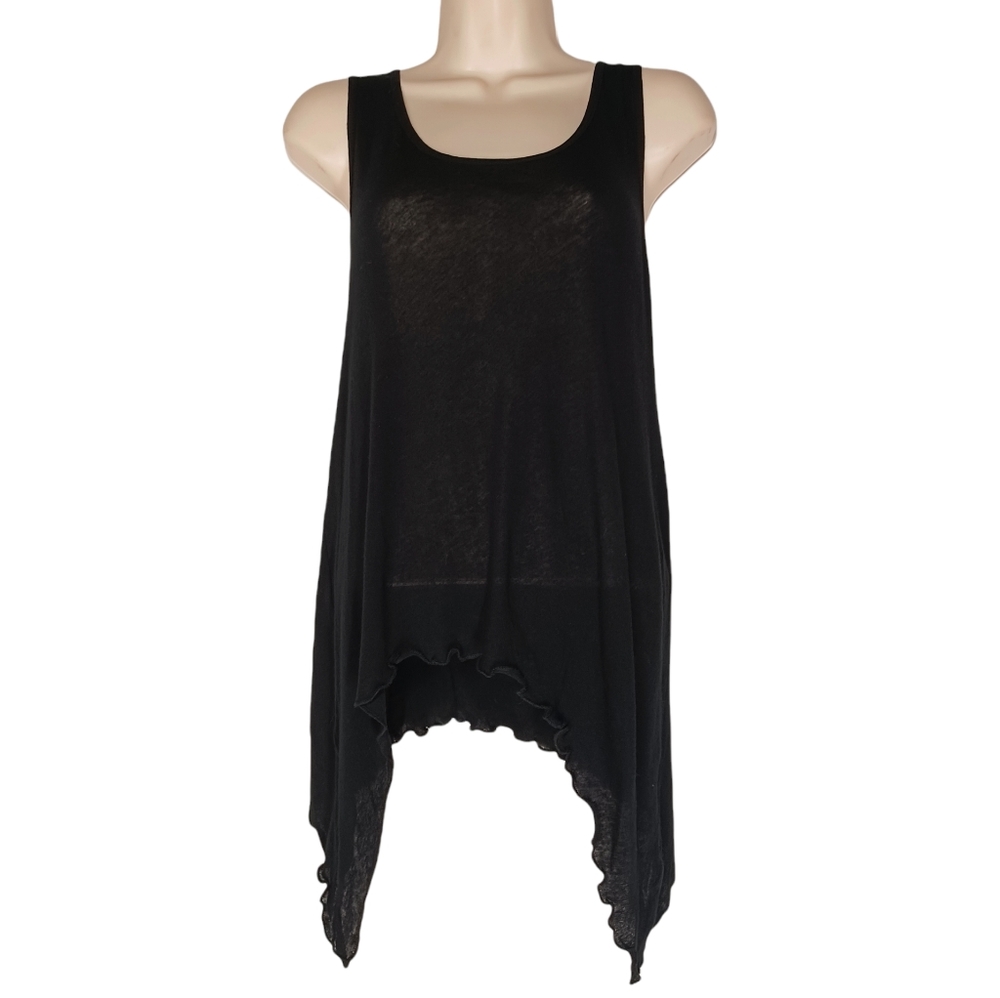 OLIVE OLIVIA Black Sharkbite Hem Sleeveless Tank Top Medium NWT